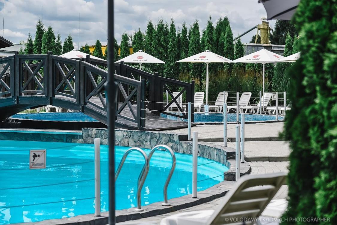 Zagorod Hotel Girka Polonka Extérieur photo